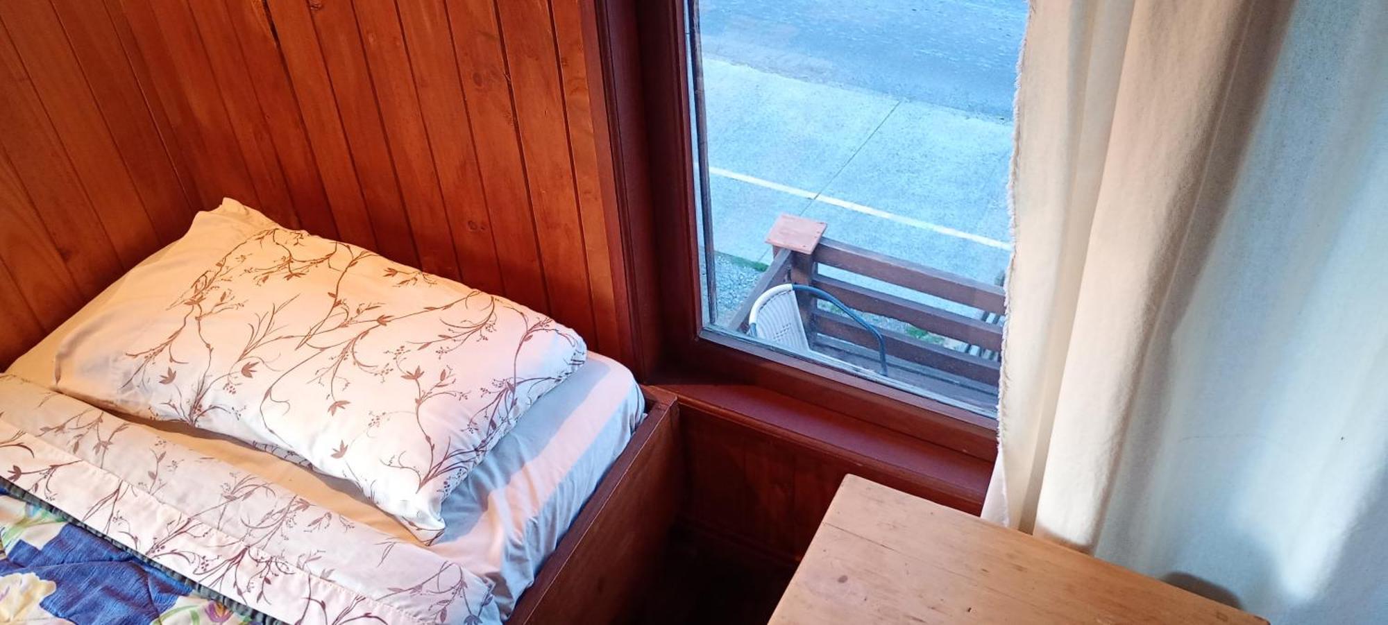 Hostal Quillelhue プコン 部屋 写真